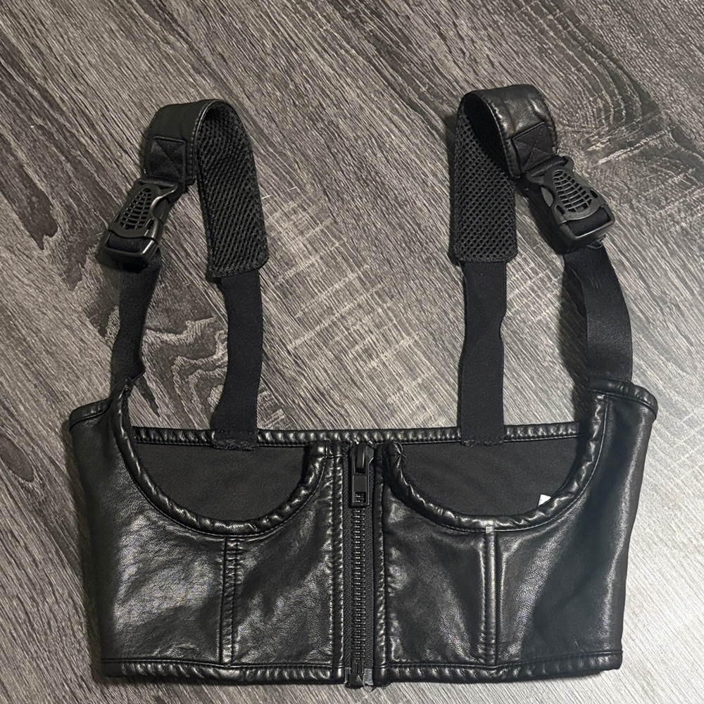 POSTER GIRL Black Leather Top